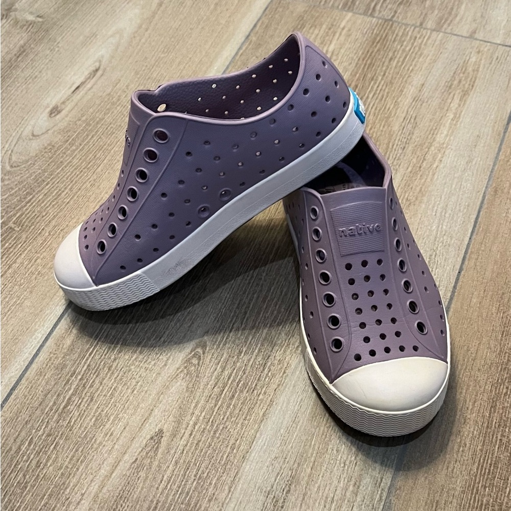 Native Shoes Jefferson Sugarlite Child Lavender purple Shoes Size C11 • EUC •